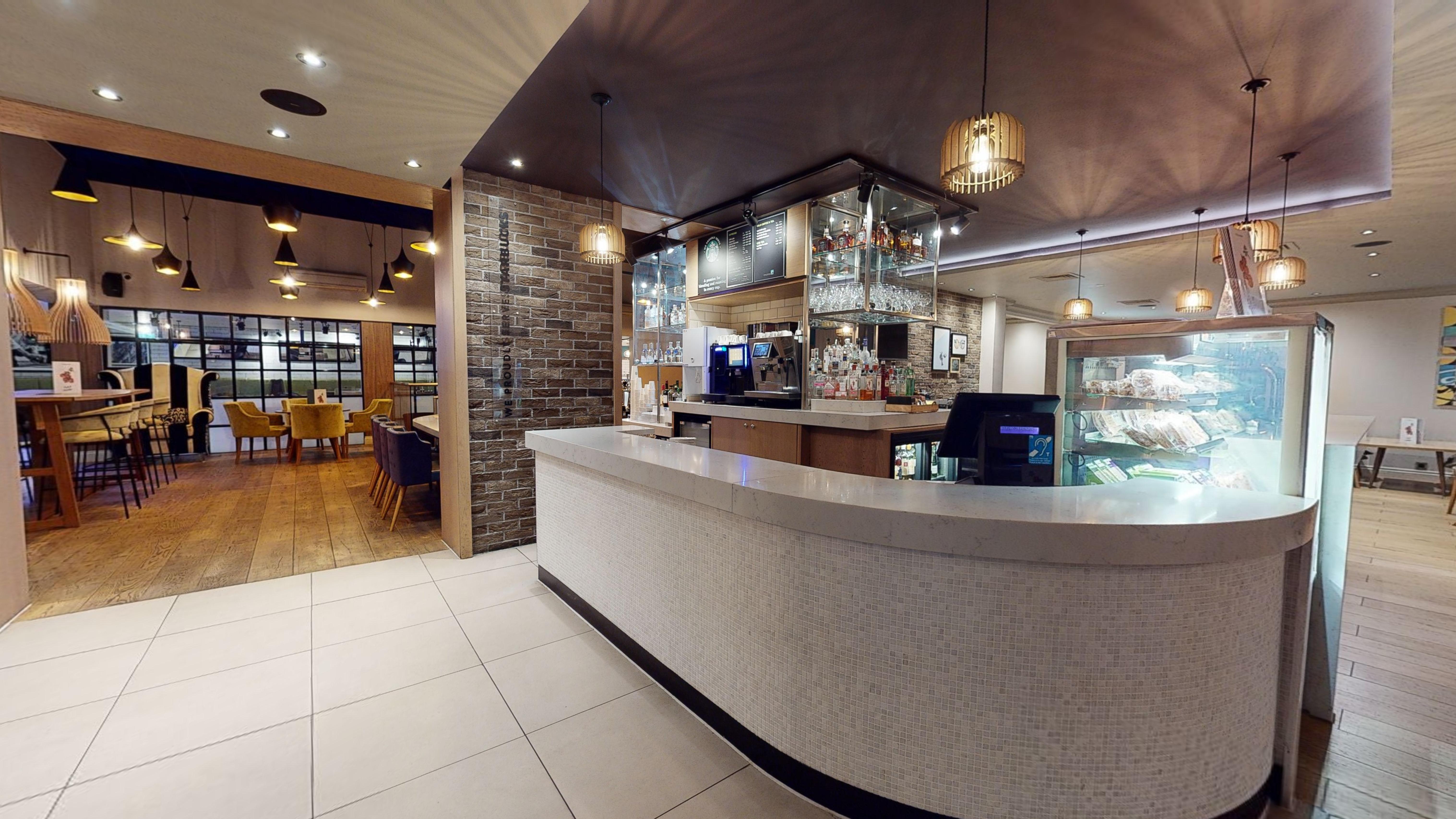 Holiday Inn Brentwood By Ihg Exteriér fotografie