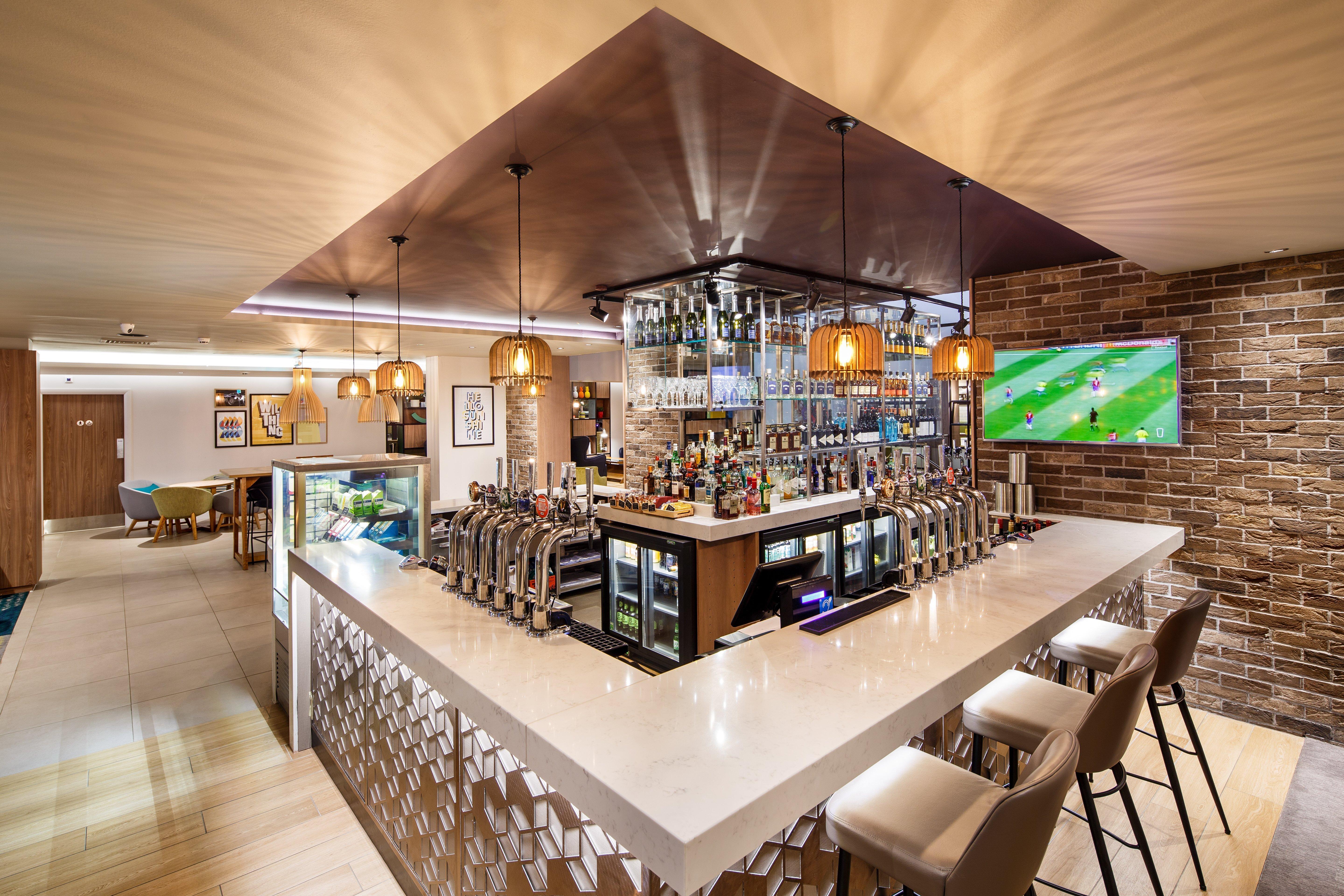 Holiday Inn Brentwood By Ihg Exteriér fotografie