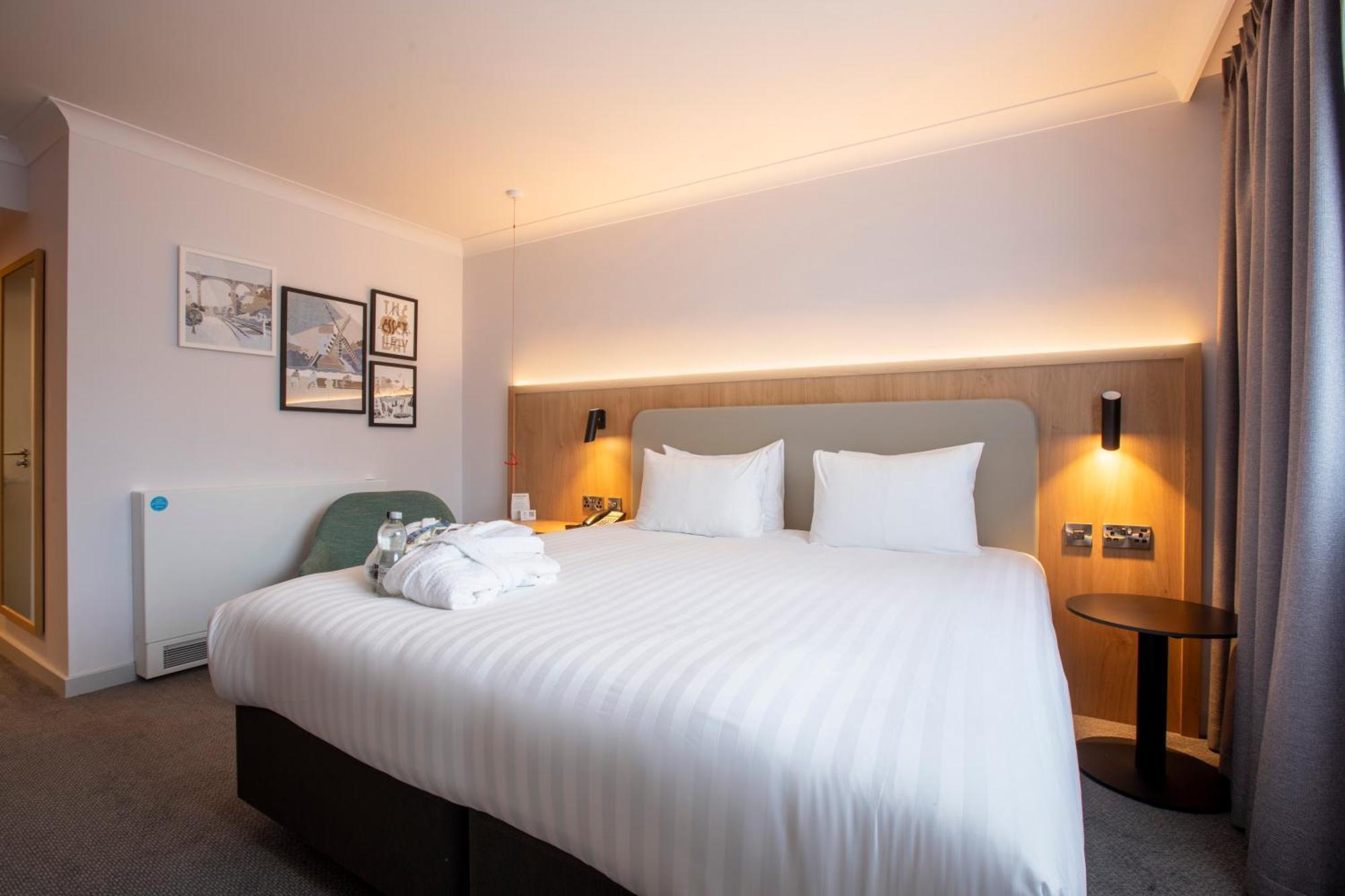 Holiday Inn Brentwood By Ihg Exteriér fotografie