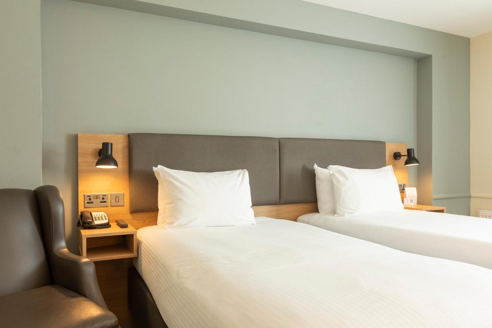 Holiday Inn Brentwood By Ihg Exteriér fotografie