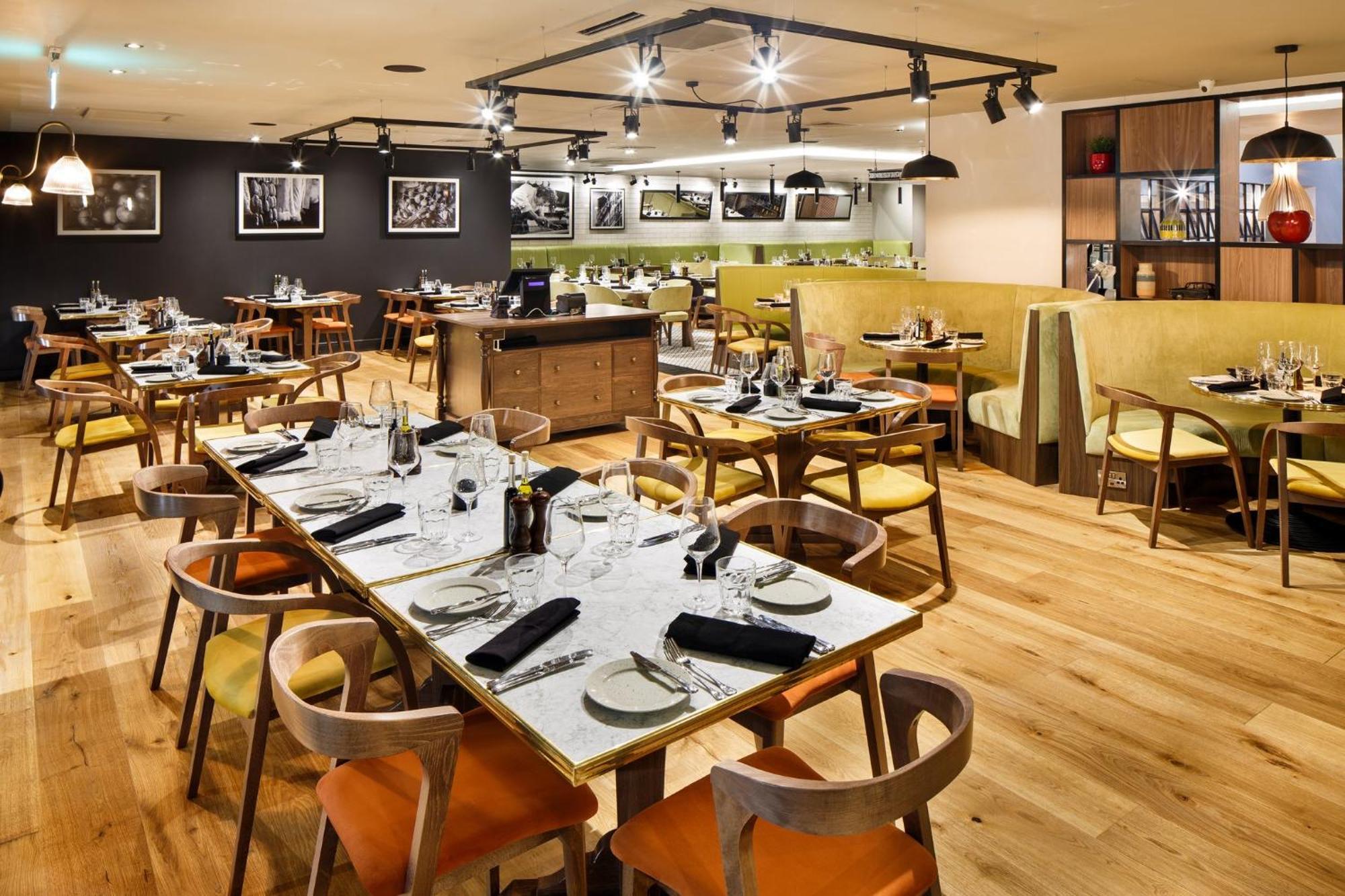 Holiday Inn Brentwood By Ihg Exteriér fotografie