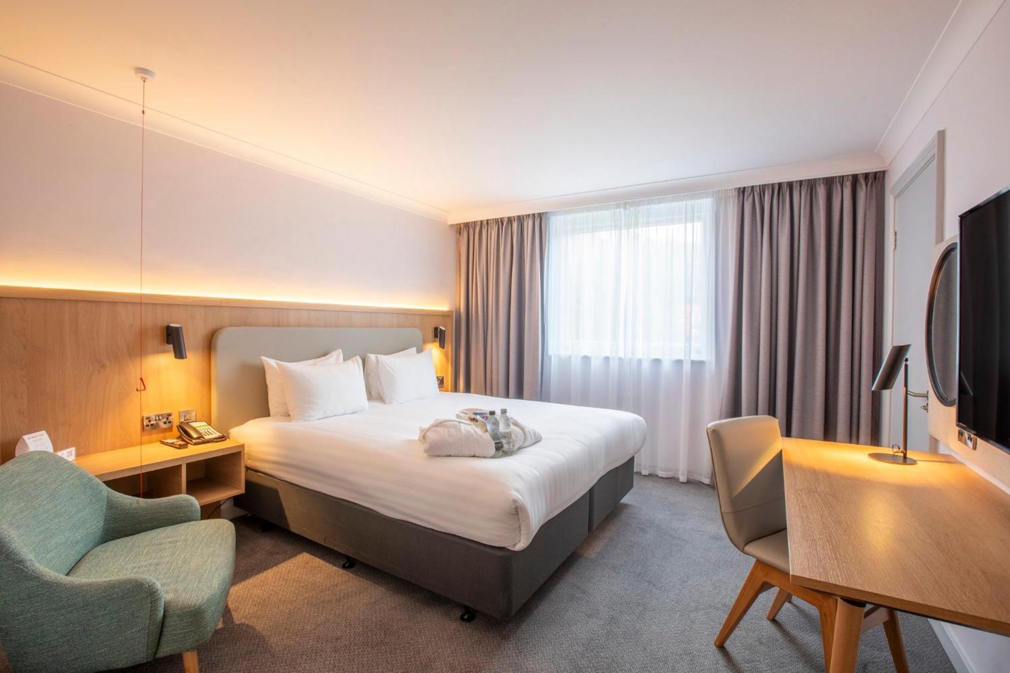 Holiday Inn Brentwood By Ihg Exteriér fotografie