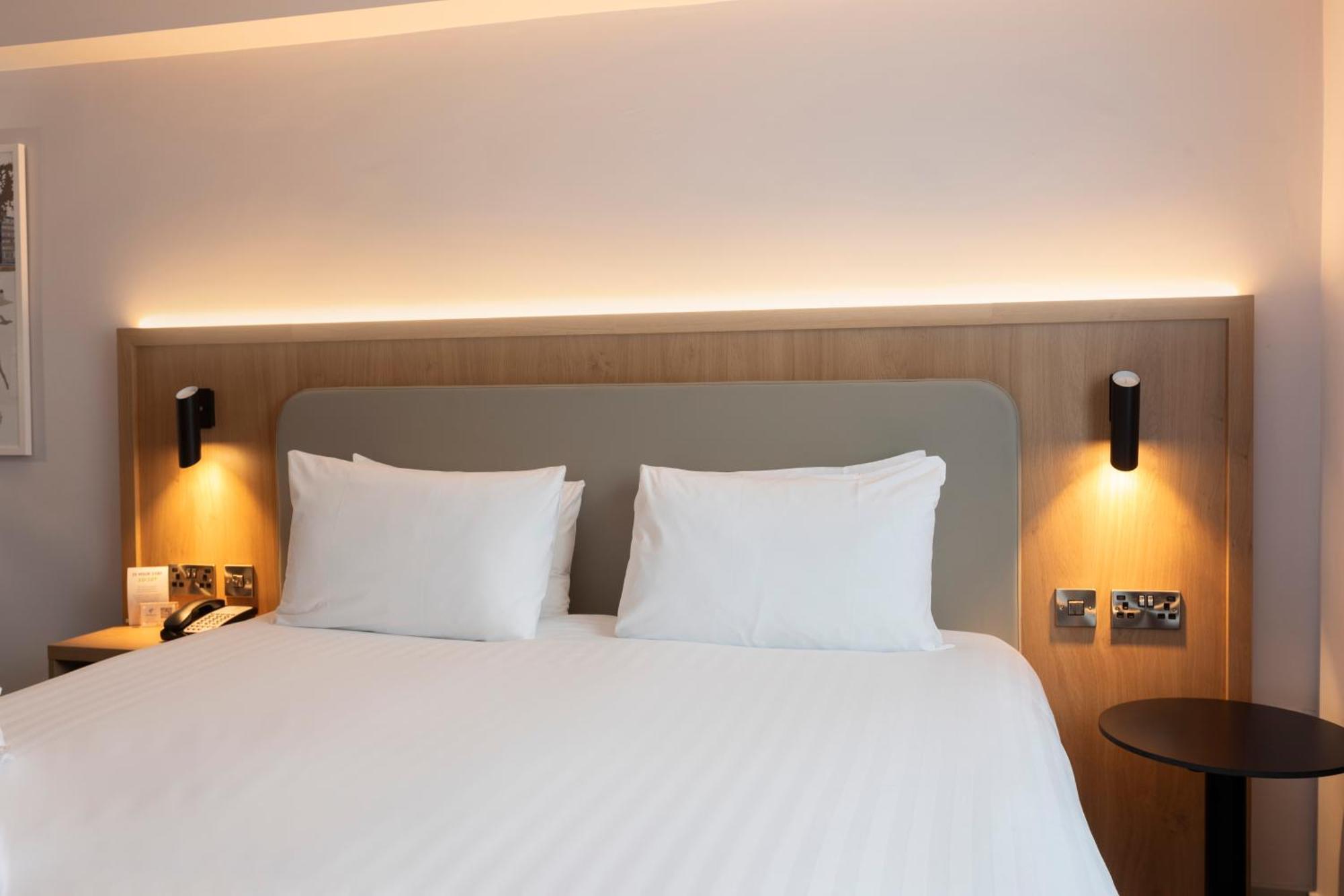 Holiday Inn Brentwood By Ihg Exteriér fotografie