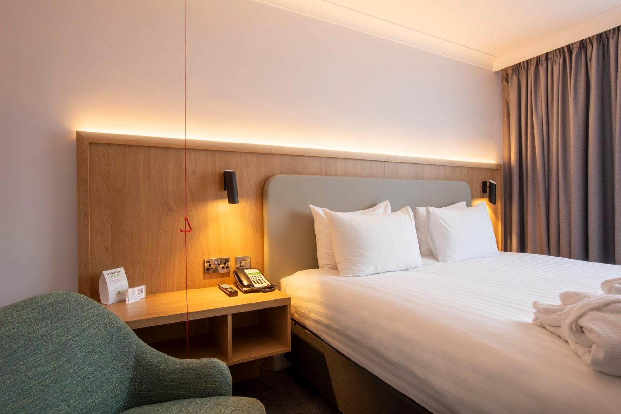 Holiday Inn Brentwood By Ihg Exteriér fotografie